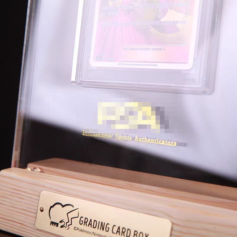 Pokemon PTCG & Yu-Gi-Oh Card D - مراجعة Graded Card Display وسعره