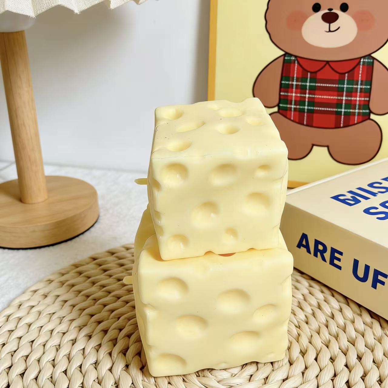 *-*Jumbo Cheese Cube Stress Ba - مراجعة Fidget Cube Original وسعره