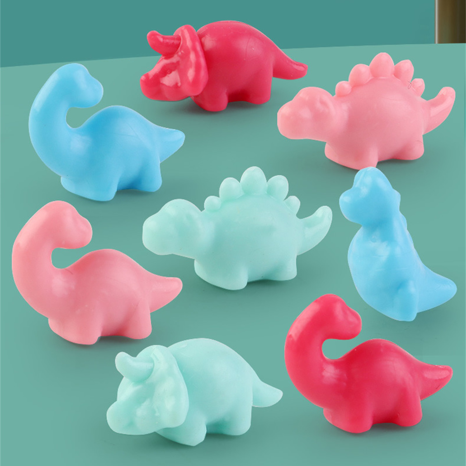 Anime Mini Claw Machine Capsul - مراجعة Capsule Toy Gashapon وسعره
