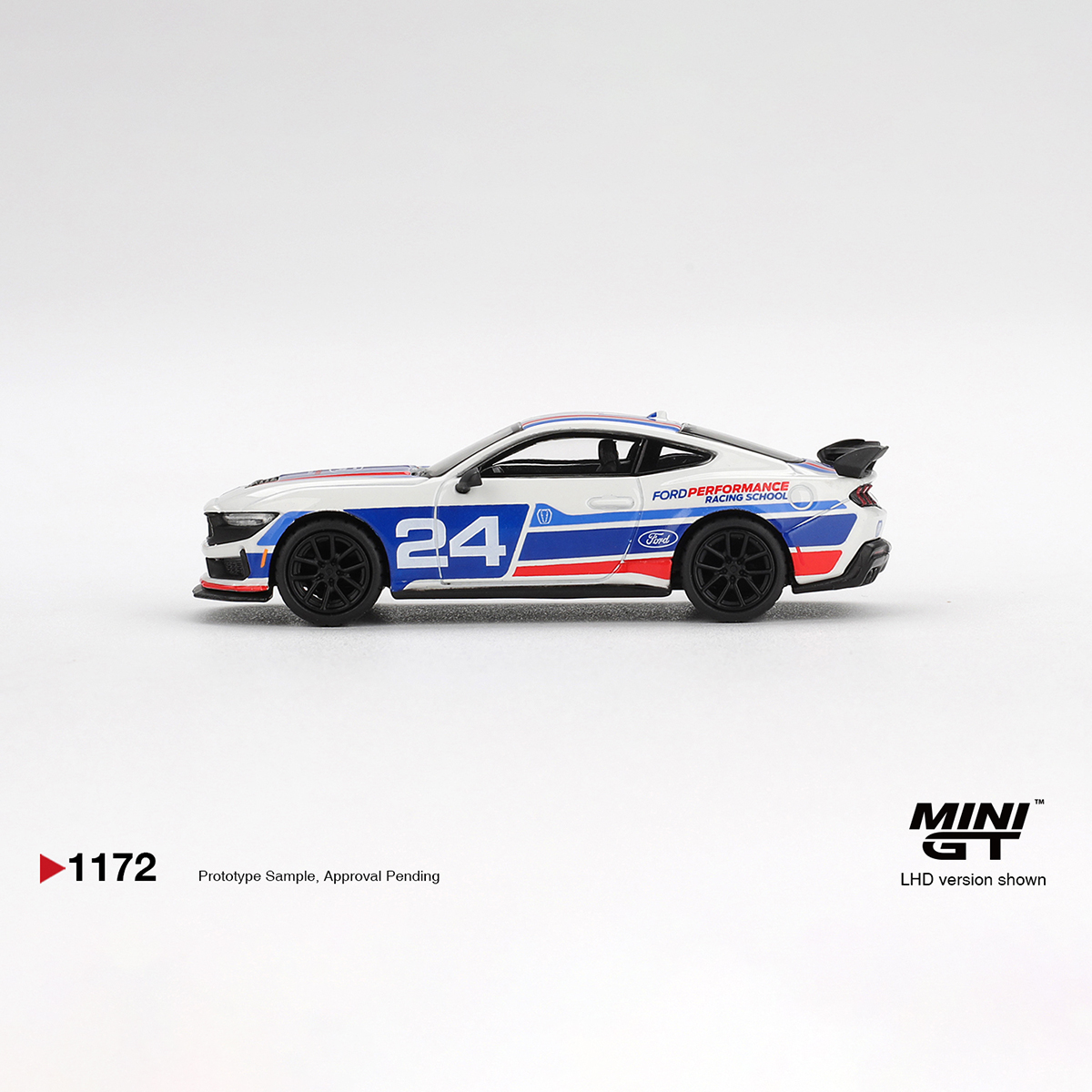 Ford Mustang MGT01172 in Stock - مراجعة Die Cast Car 1 64 وسعره